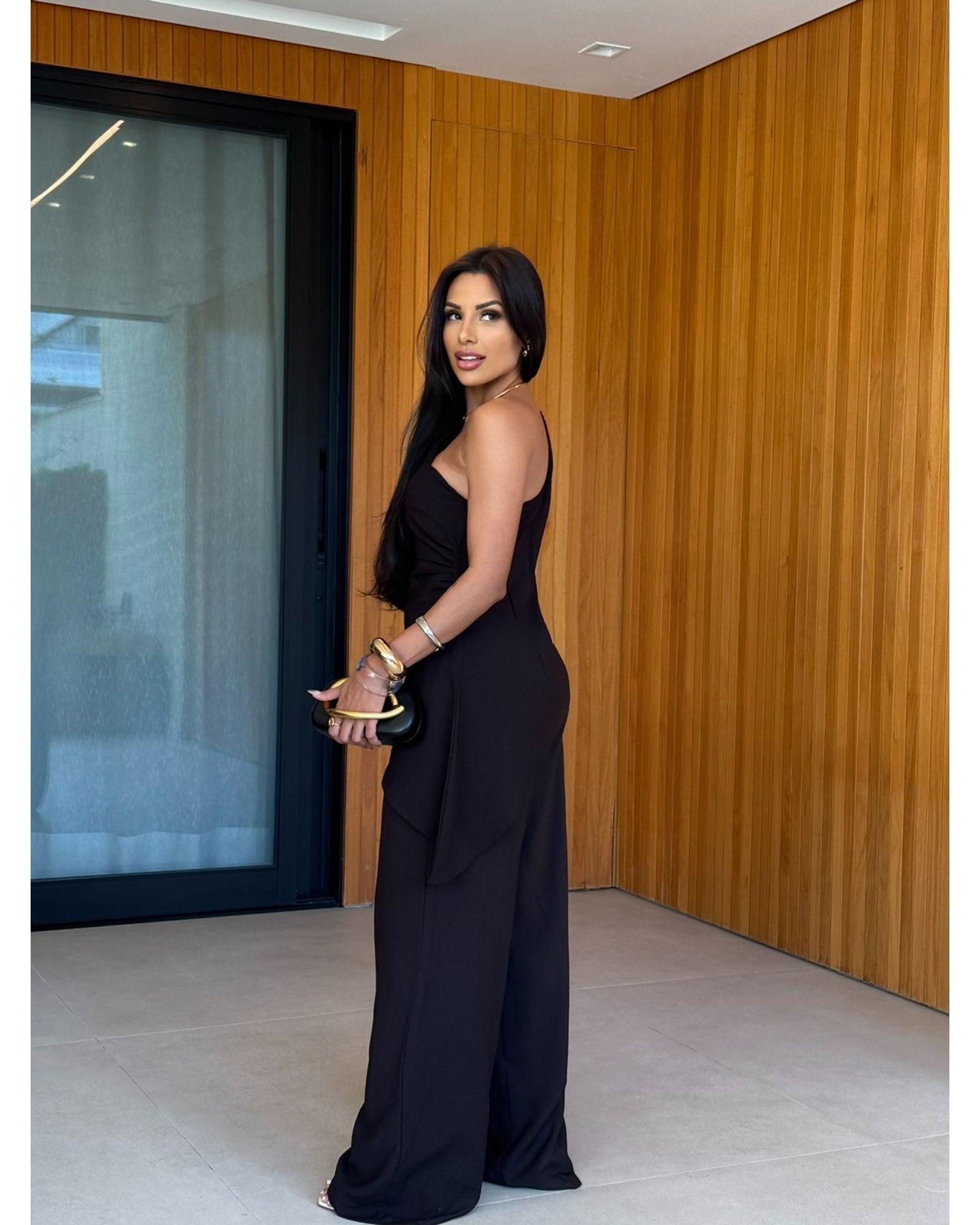 Conjunto Thais