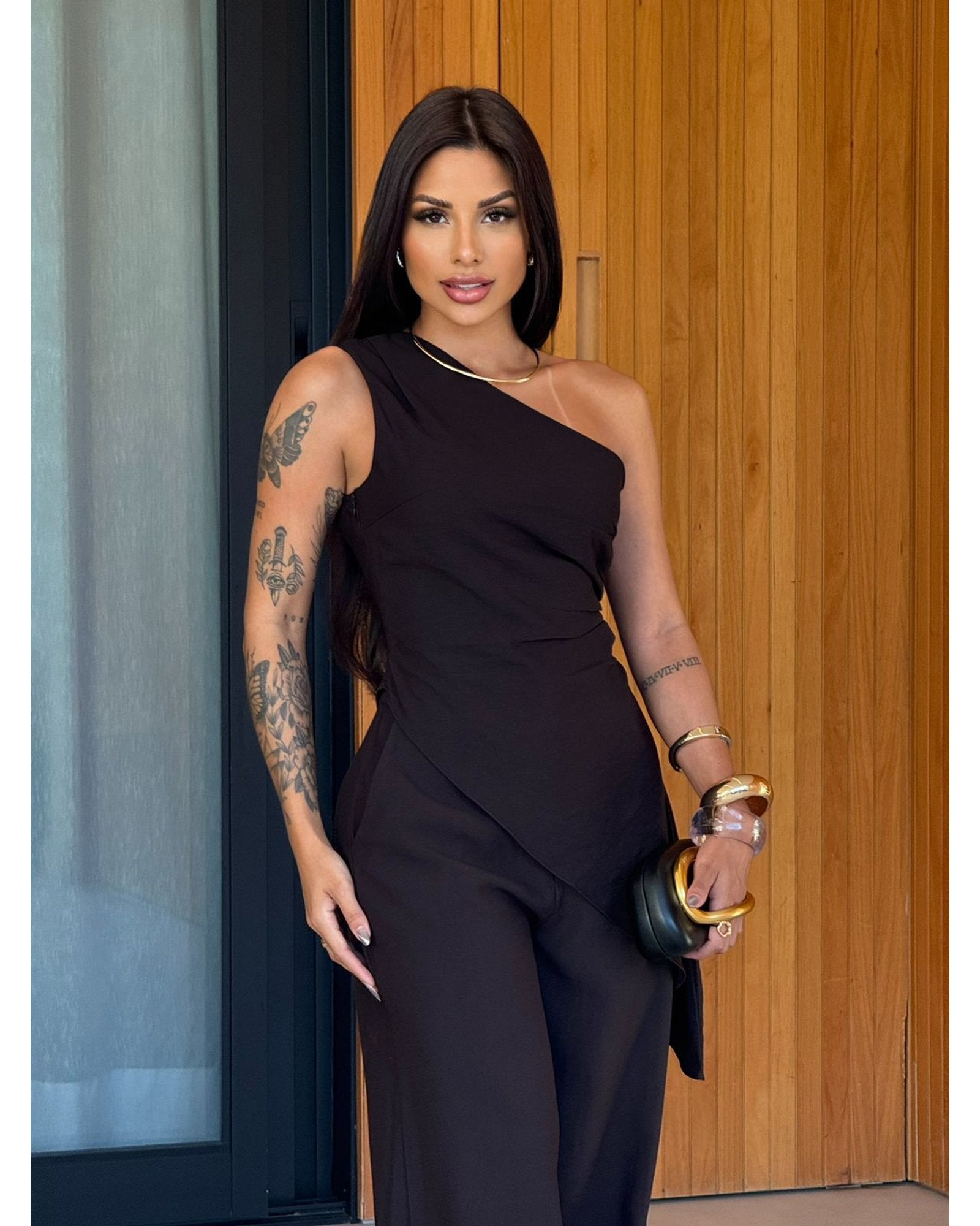Conjunto Thais