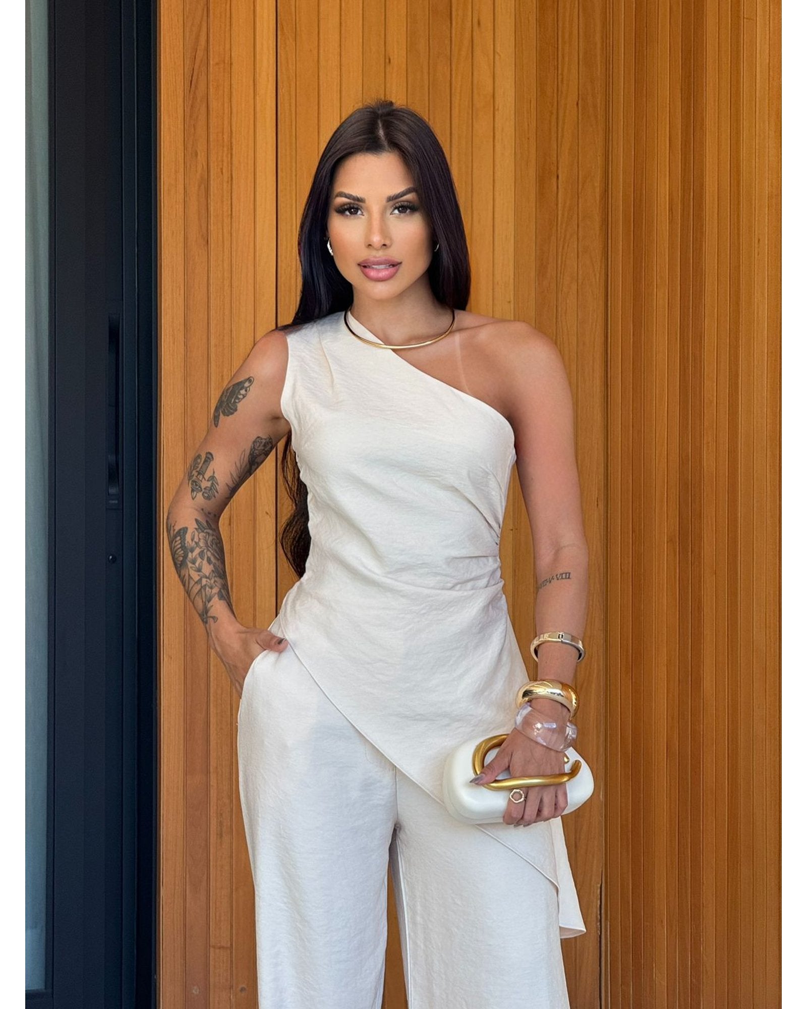 Conjunto Thais