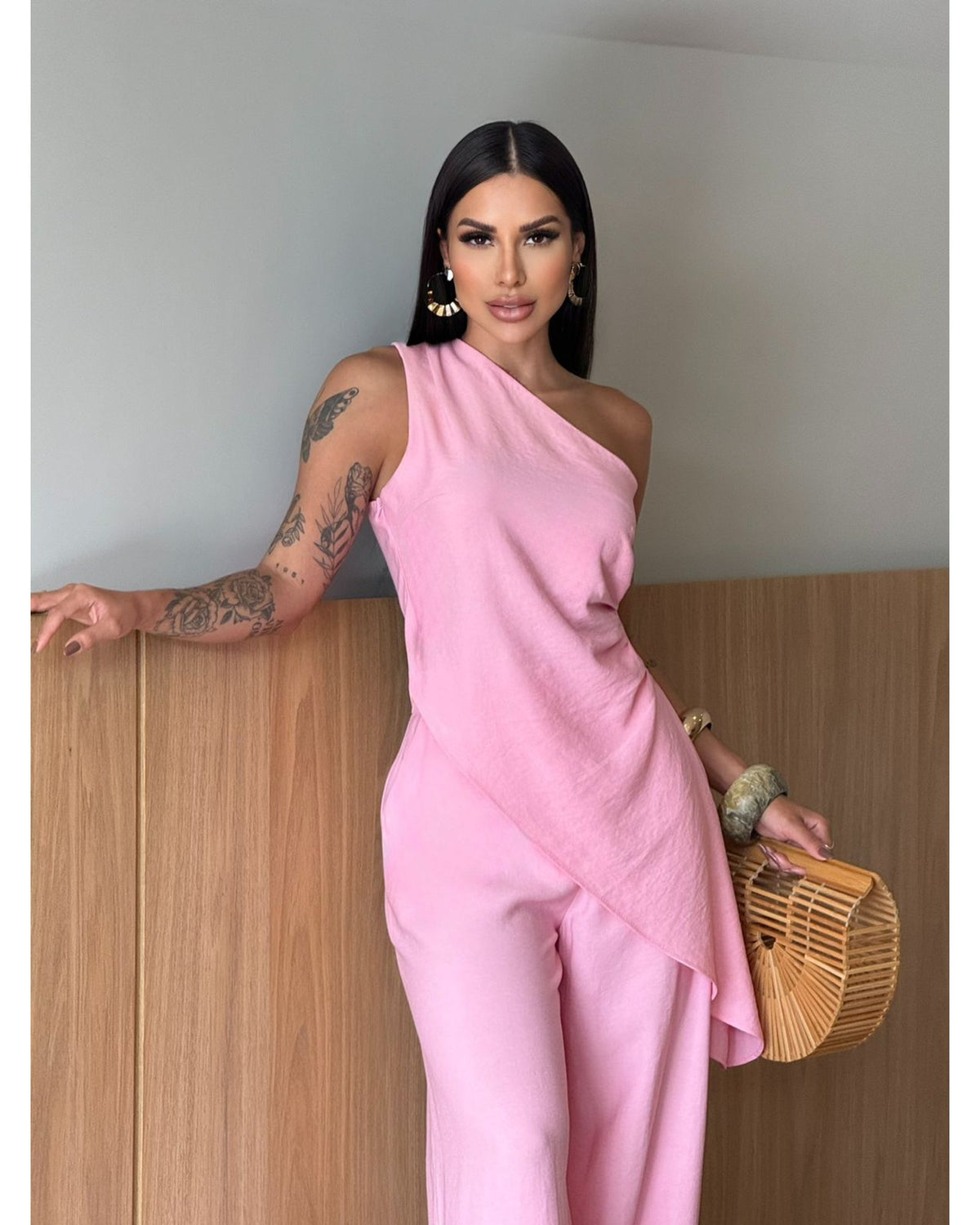 Conjunto Thais